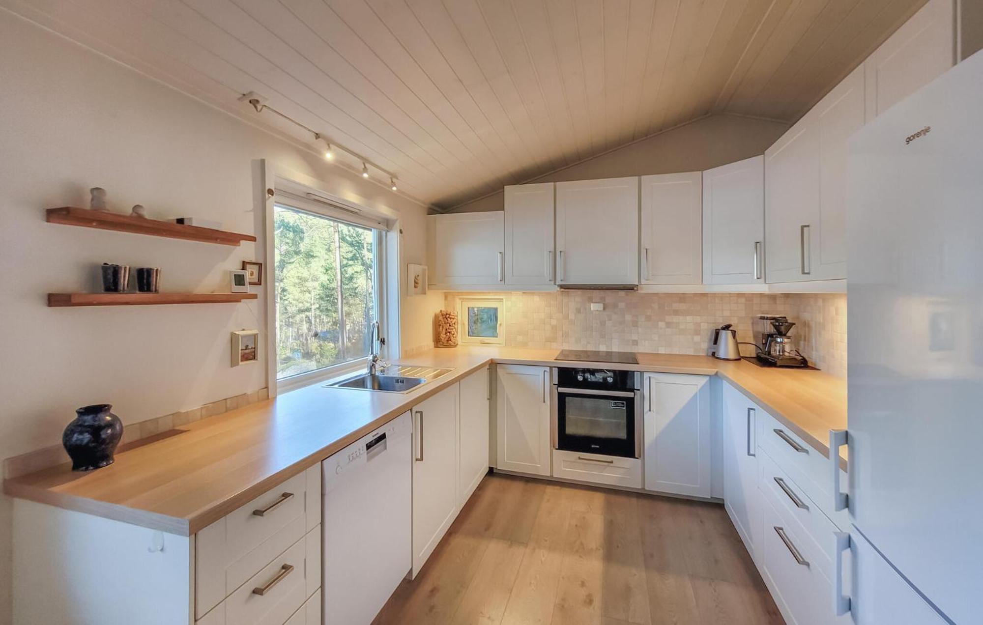 Gorgeous Home In Jorpeland With House Sea View Exterior photo