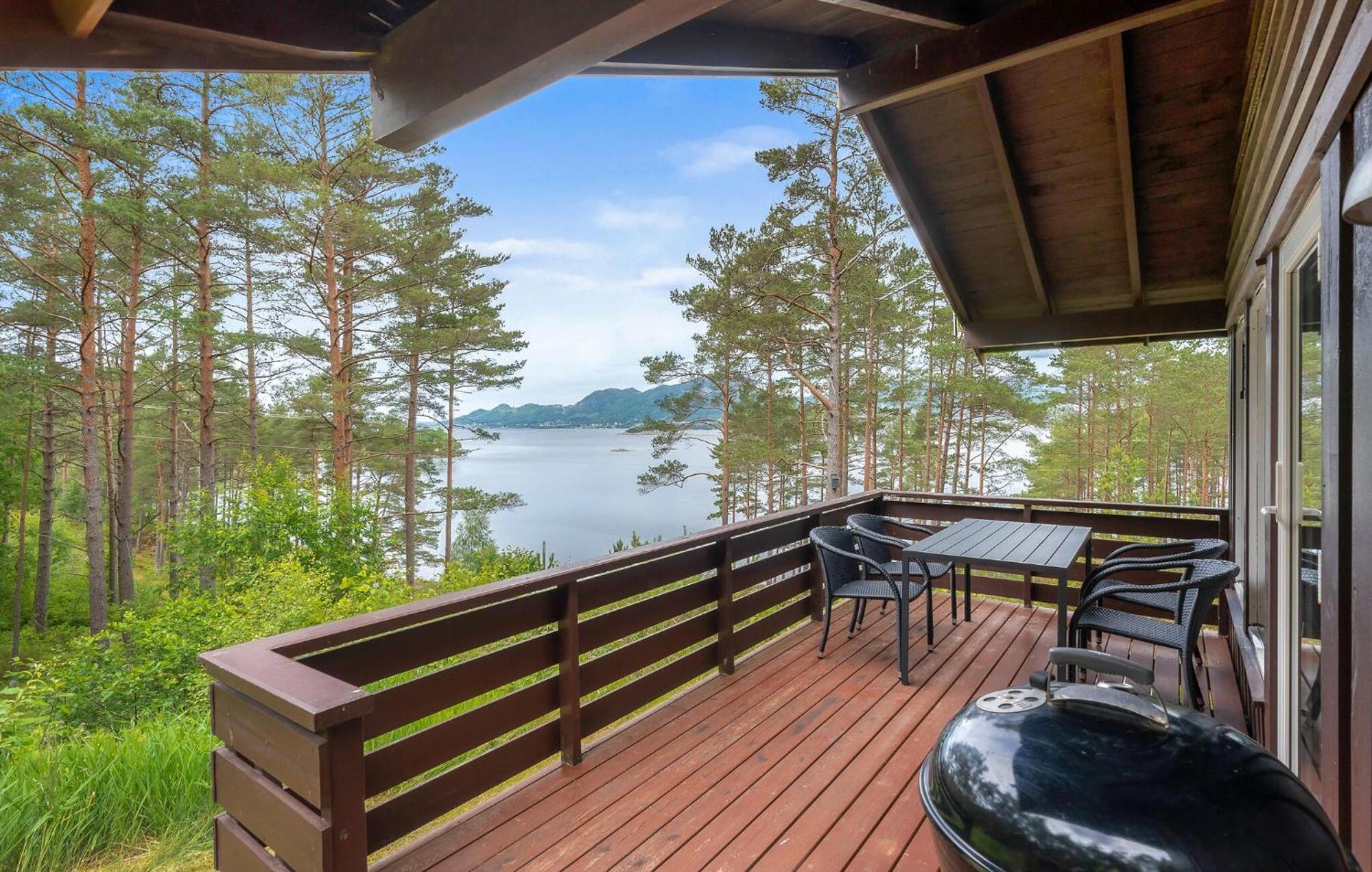 Gorgeous Home In Jorpeland With House Sea View Exterior photo